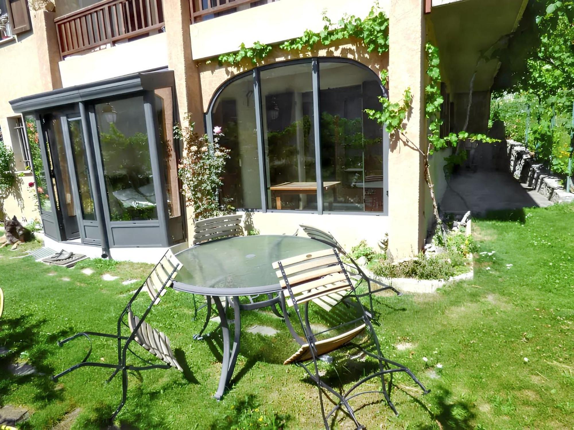 Appartement Paisible A Saint-Crepin Avec Vue Sur La Montagne المظهر الخارجي الصورة